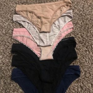 Victoria’s Secret size large bikini lot of 6